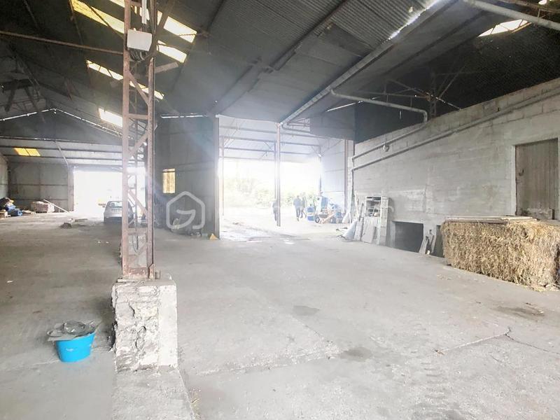 Maison - 241 m² - 6 pièces