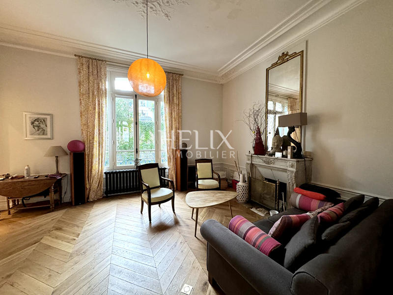 Appartement - 106 m² - 4 pièces