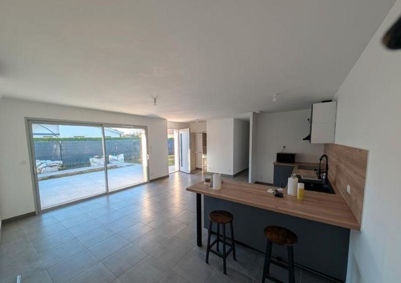 Maison - 80 m² - 3 pièces