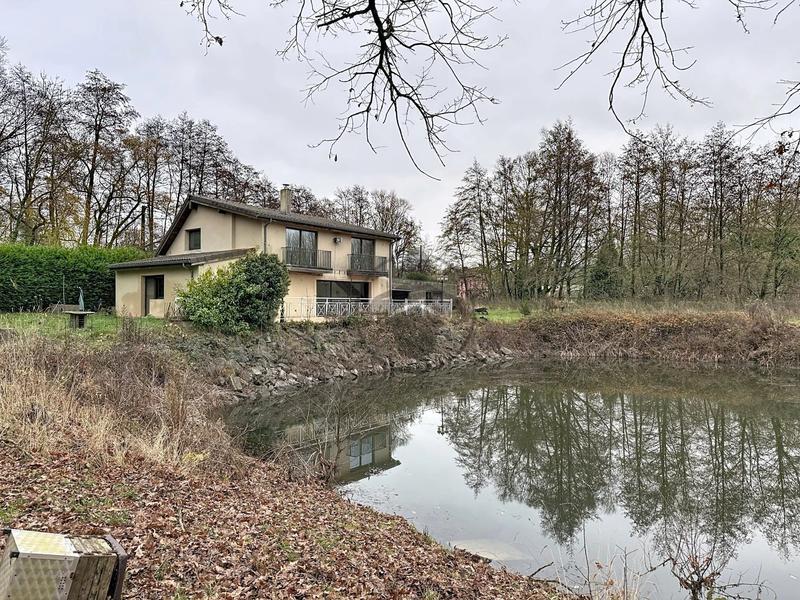 Maison - 150 m² - 7 pièces