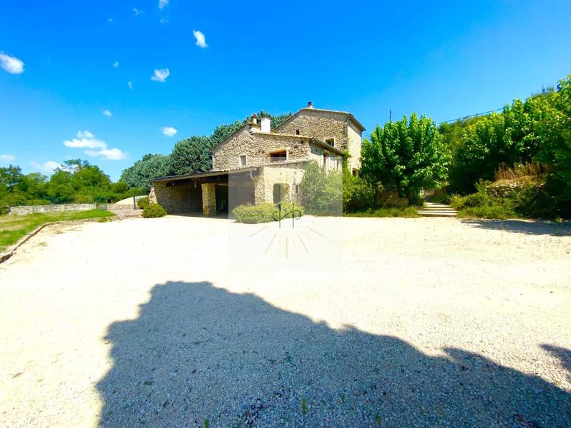 Maison - 157 m² - 6 pièces