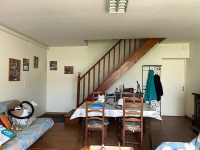 Maison - 235 m² - 7 pièces