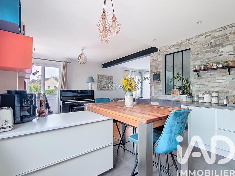 Maison - 95 m² - 4 pièces