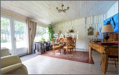 Maison - 412 m² - 14 pièces