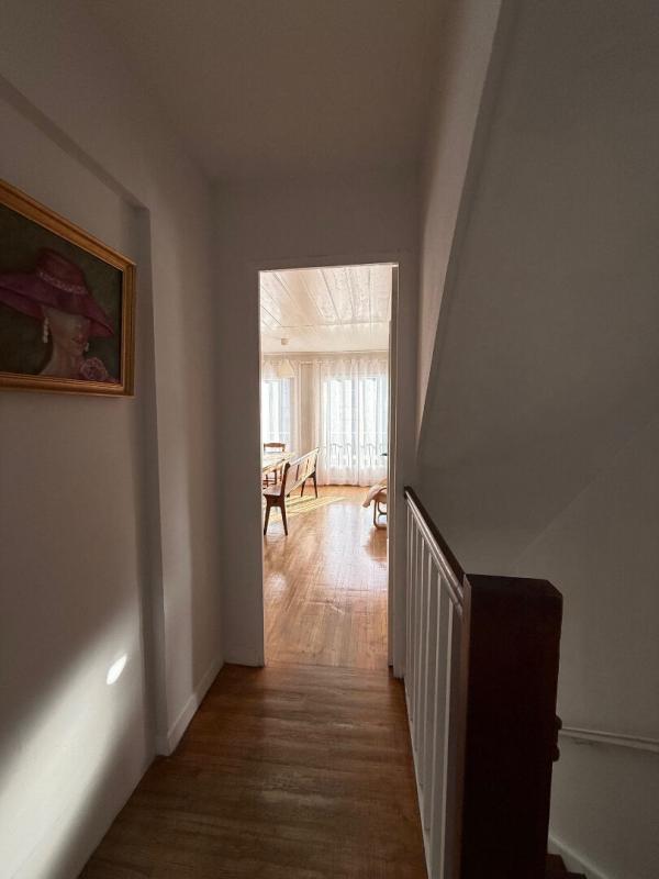 Maison - 130 m² - 7 pièces