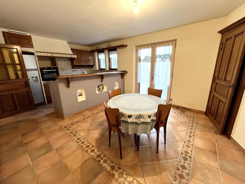 Maison - 193 m² - 6 pièces