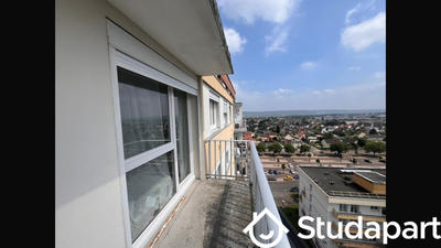 Chambre - 9 m² - 1 pièce