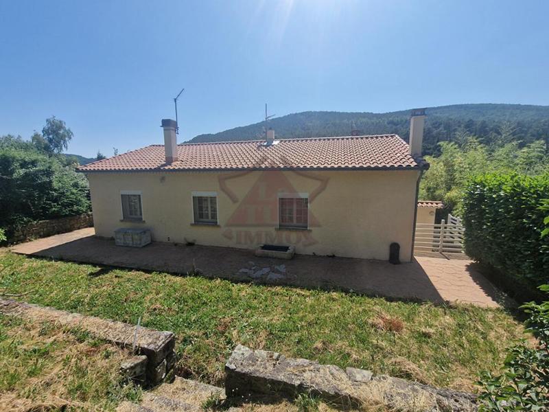 Maison - 144 m² - 7 pièces