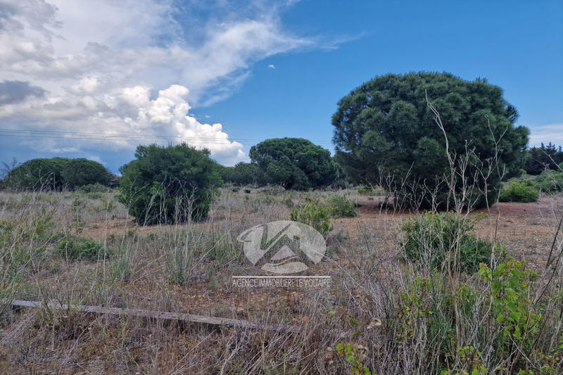 Terrain de loisirs - 1 400 m²