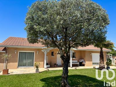 Maison - 140 m² - 5 pièces