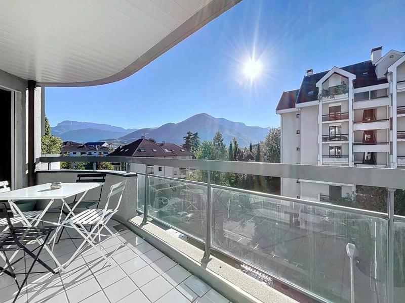 Studio - 37 m² - 1 pièce