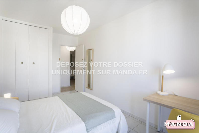 Chambre - 10 m² - 4 pièces