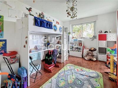 Maison - 195 m² - 6 pièces