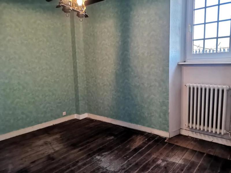 Maison - 182 m² - 10 pièces