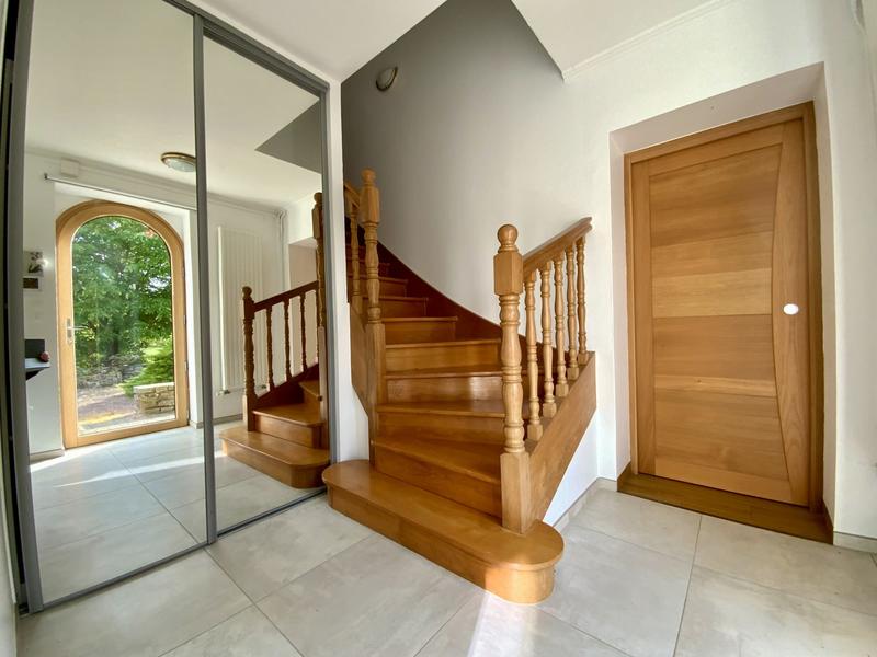 Maison - 194 m² - 8 pièces