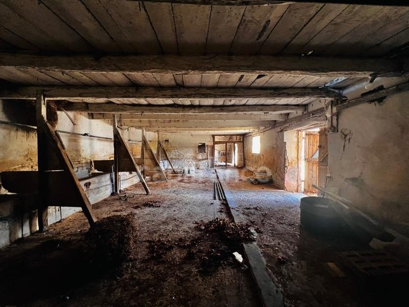 Grange - 155 m² - 4 pièces