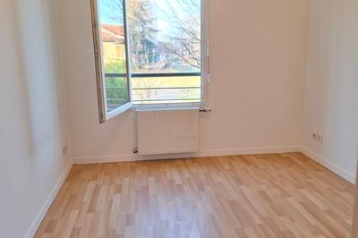 Appartement - 79 m² - 4 pièces