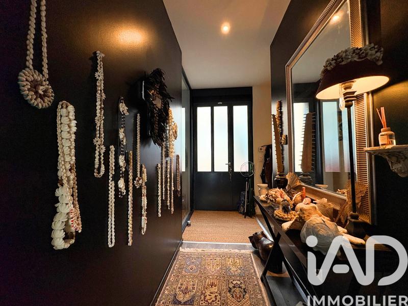 Maison - 200 m² - 7 pièces