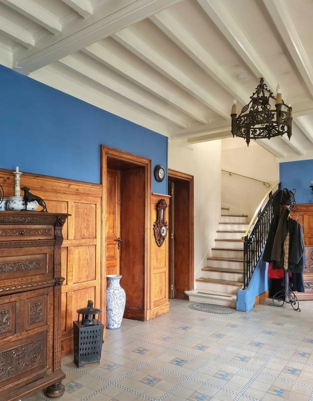 Maison - 283 m² - 11 pièces