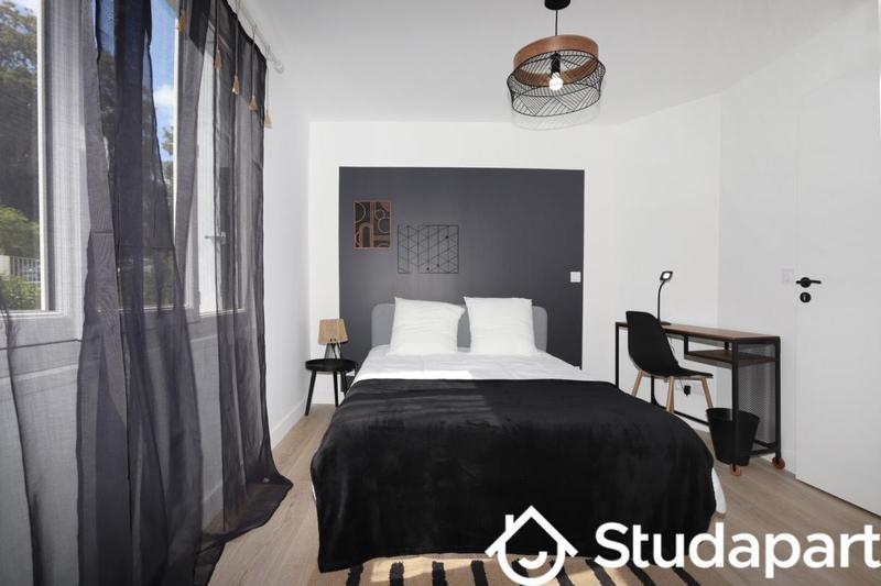 Chambre - 12 m² - 1 pièce