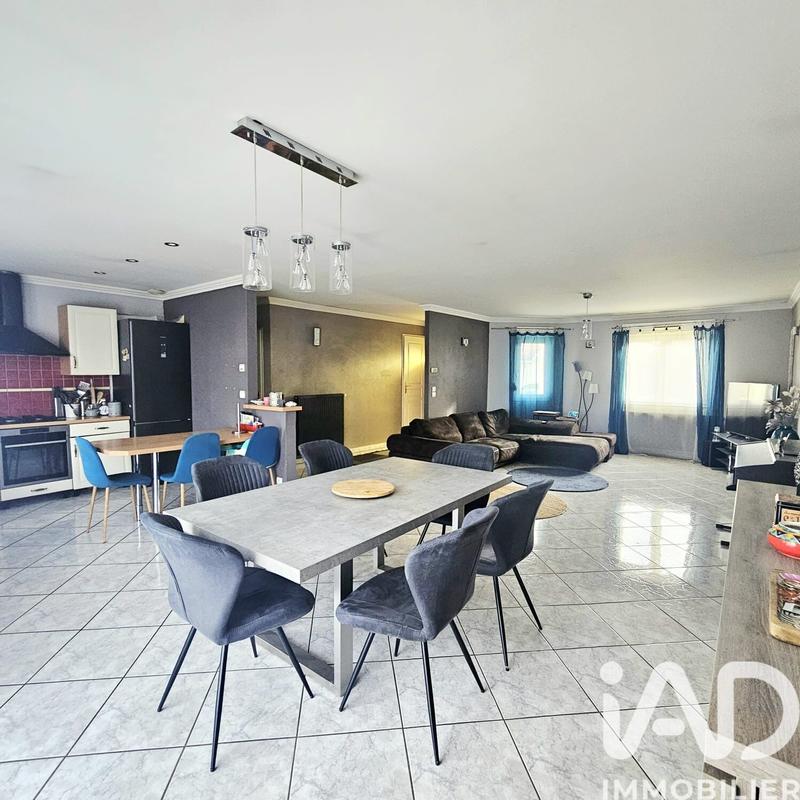 Maison - 102 m² - 5 pièces