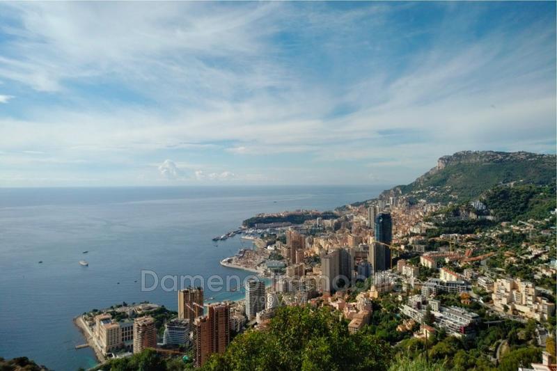 Maison - 417 m² - 8 pièces