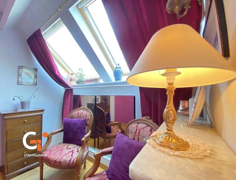 Propriété - 300 m² - 10 pièces