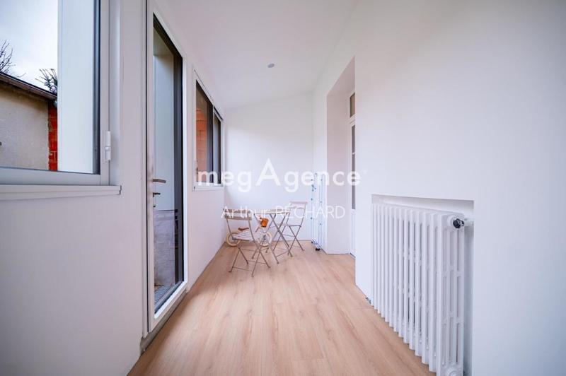 Maison - 102 m² - 5 pièces