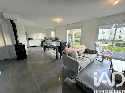 Maison - 87 m² - 4 pièces