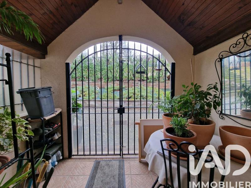 Maison - 215 m² - 7 pièces