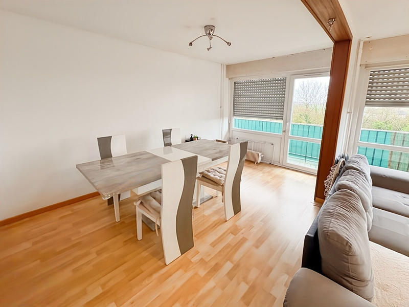 Appartement - 107 m² - 5 pièces