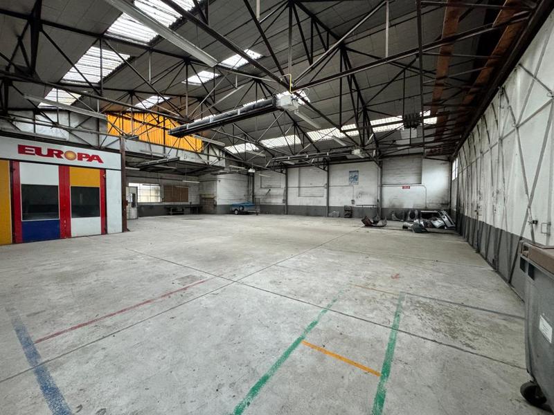 Entrepôt - 505 m²