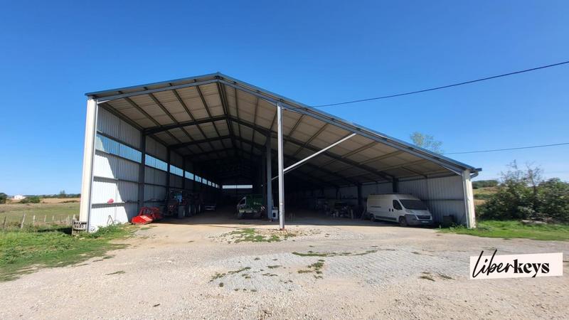 Ferme - 240 m² - 1 pièce