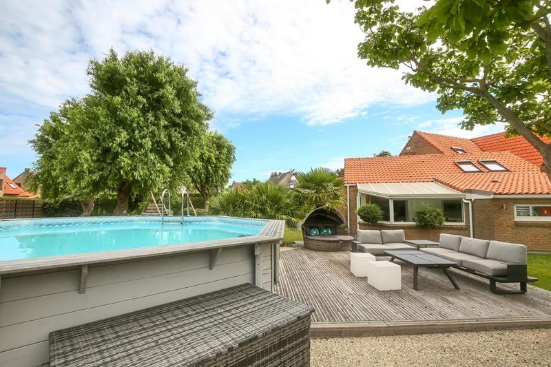 Maison - 226 m² - 9 pièces