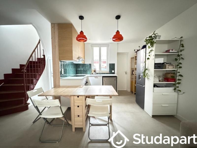 Chambre - 10 m² - 1 pièce