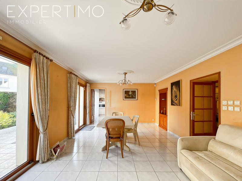 Maison - 97 m² - 5 pièces