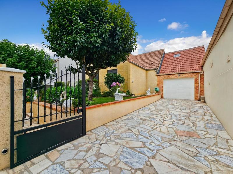 Maison - 112 m² - 6 pièces