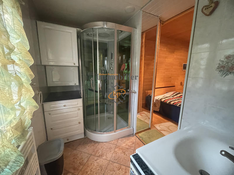 Appartement - 100 m² - 3 pièces