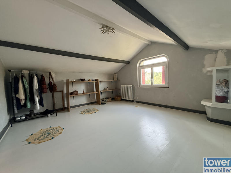 Maison - 104 m² - 4 pièces