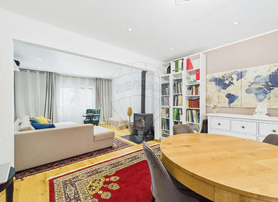 Maison jumelée - 180 m² - 7 pièces