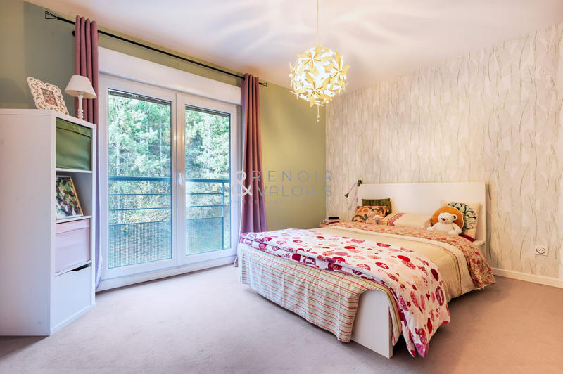 Maison - 223 m² - 6 pièces