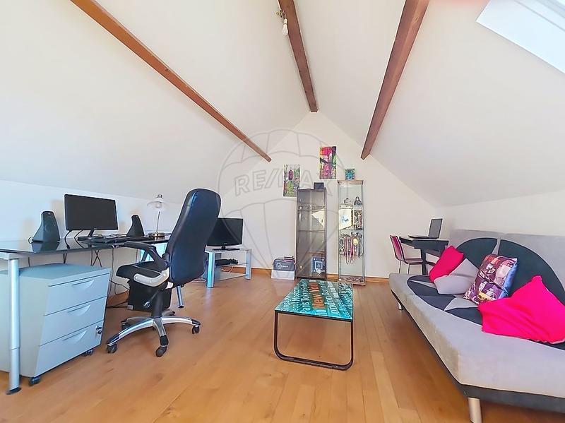 Maison - 182 m² - 7 pièces