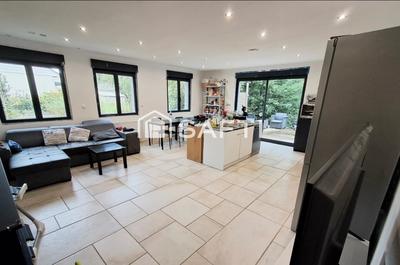 Maison - 124 m² - 6 pièces