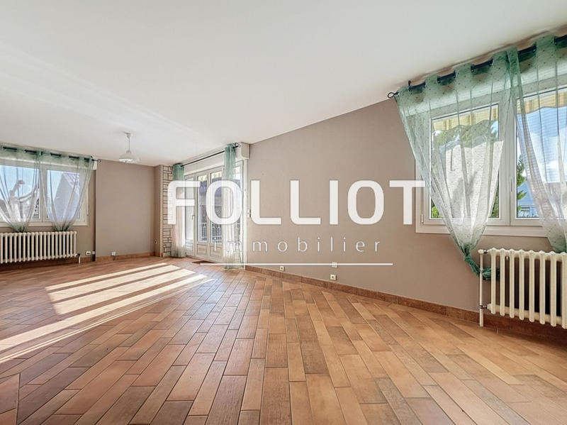 Maison - 100 m² - 6 pièces