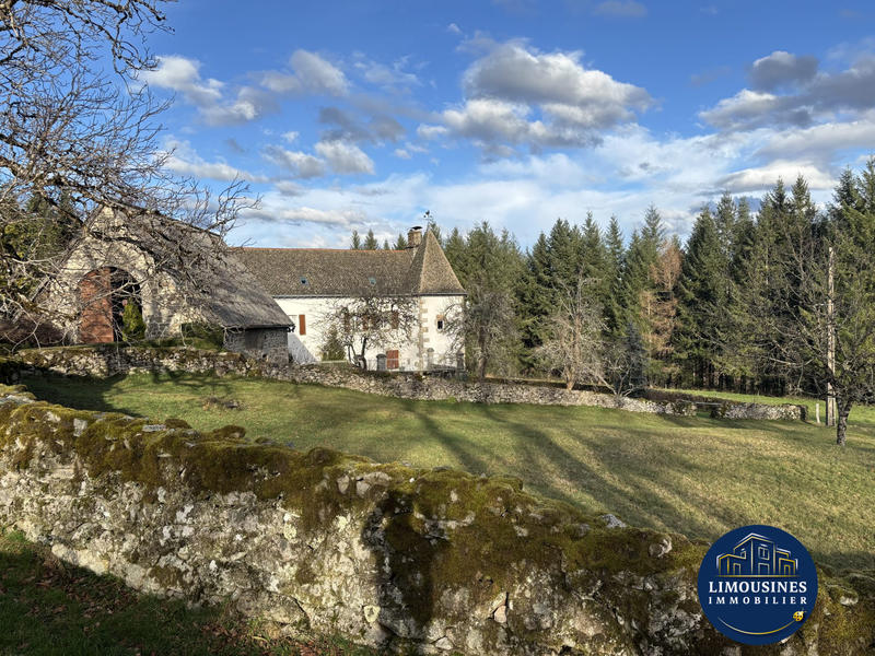 Maison - 224 m² - 8 pièces