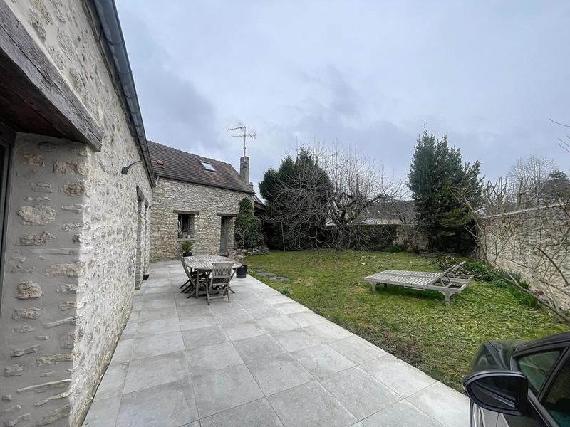 Maison - 137 m² - 5 pièces
