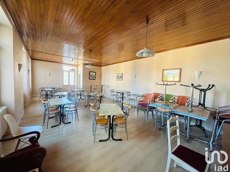 Local commercial - 283 m²