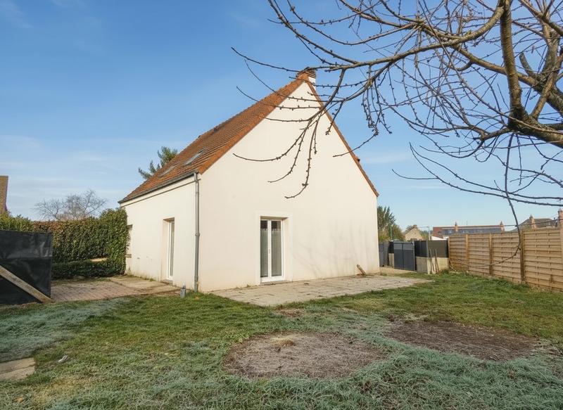 Maison - 95 m² - 6 pièces