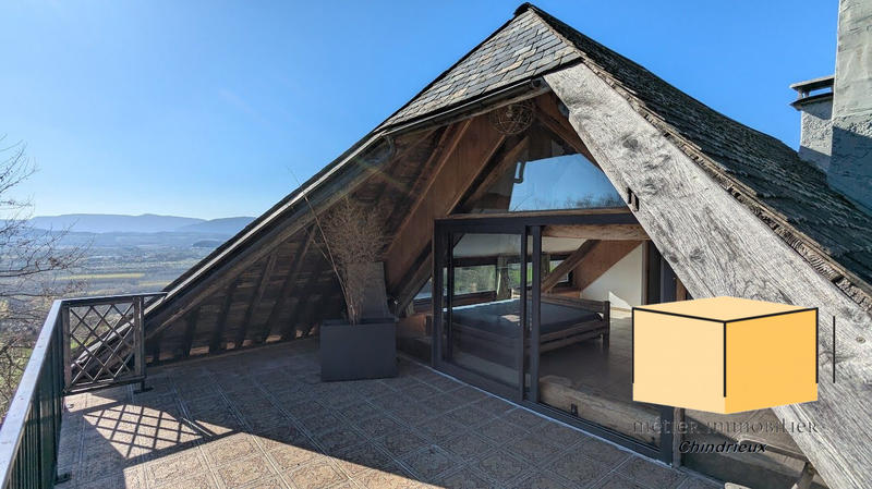 Maison ancienne - 136 m² - 8 pièces