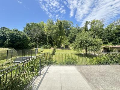 Maison - 182 m² - 8 pièces